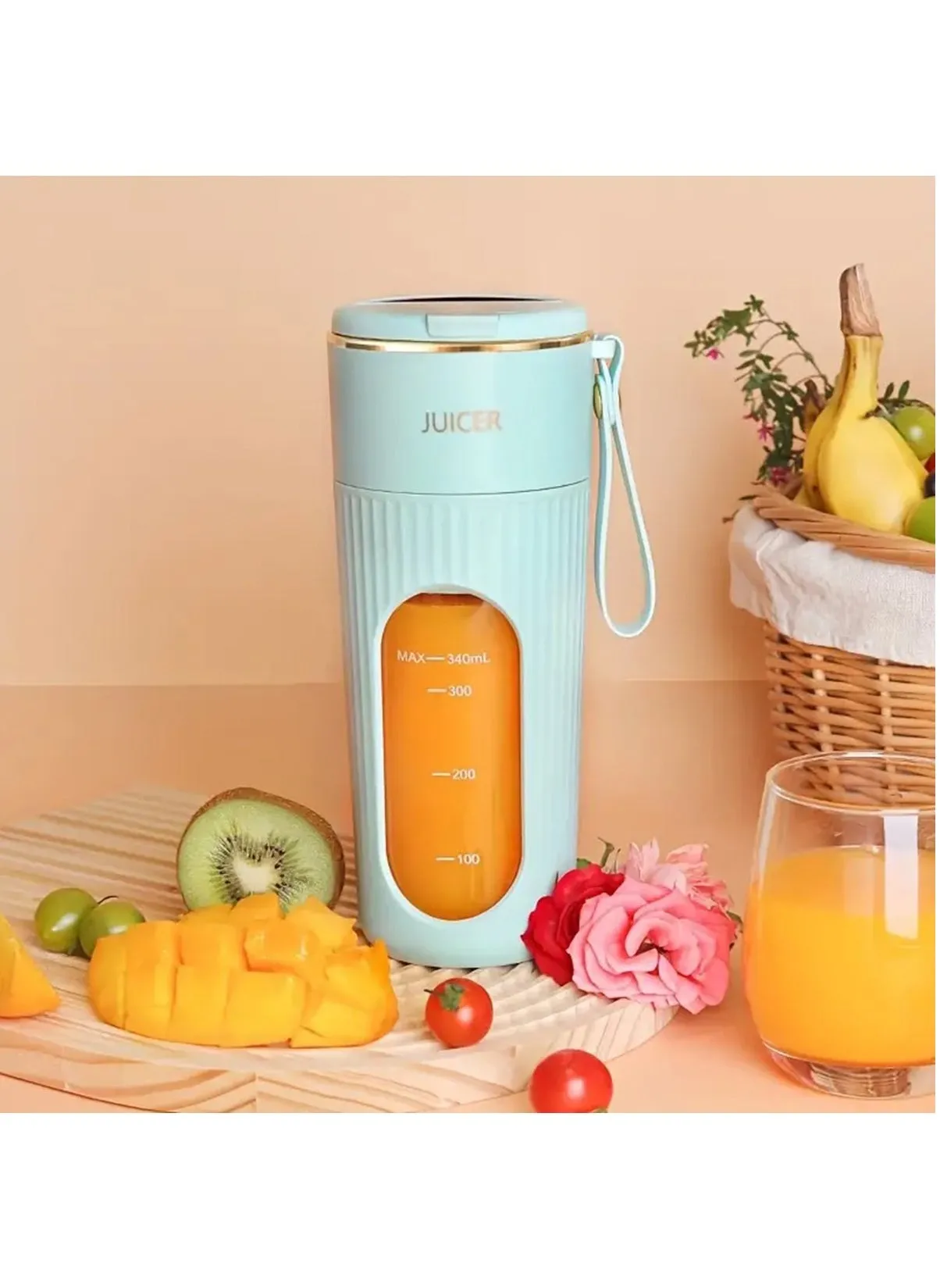 Portable Mini Rechargeable Juicer, Compact Design with 14 Blades, LCD Screen, and Food-Grade PP for Easy Cleaning and Blending, USB Rechargeable, Versatile and Convenient, Green-1